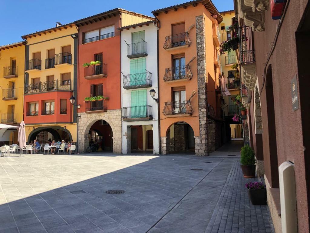 Apartamento Vacacional El Pont de Suert Exterior foto